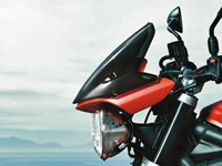Triumph Street Triple 2010 - Διασκέδαση σε δύο τροχούς